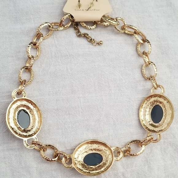 💥Necklace and earrings set - Picture 4 of 4